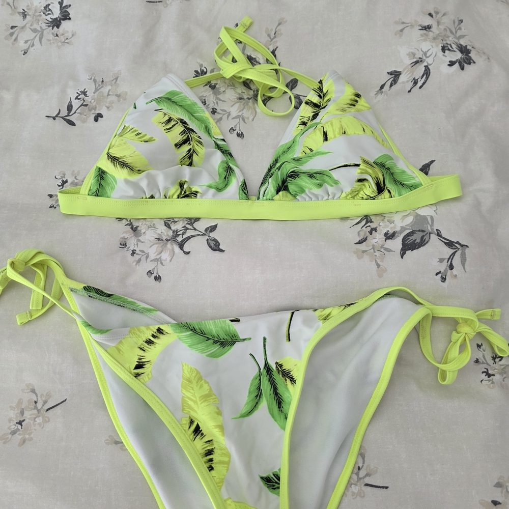 Xhilaration Neon Green and White Bikini Set